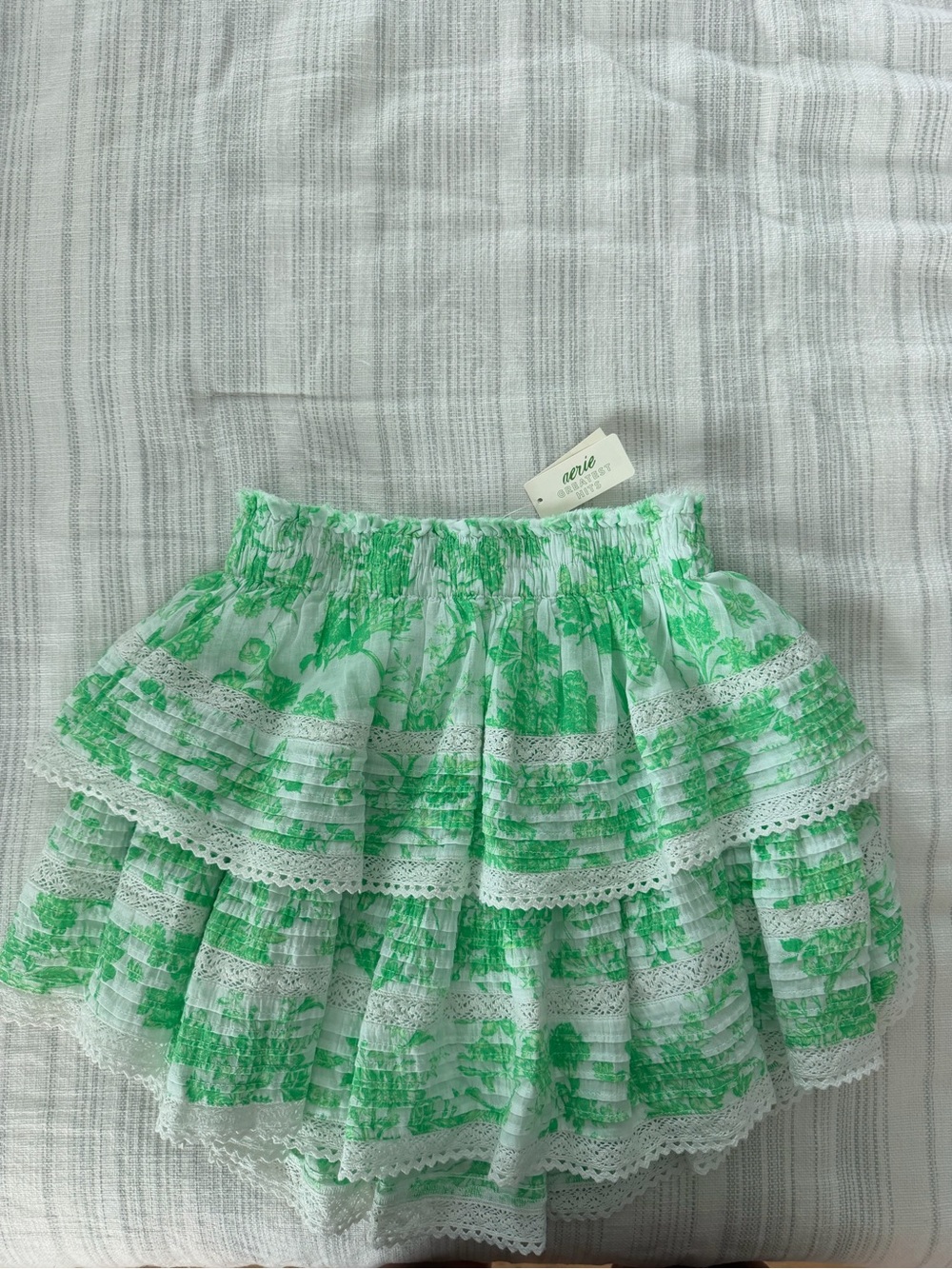 BRAND NEW WITH TAGS Aerie Green Floral Tiered Lace Mini Skirt Love Shack Fancy